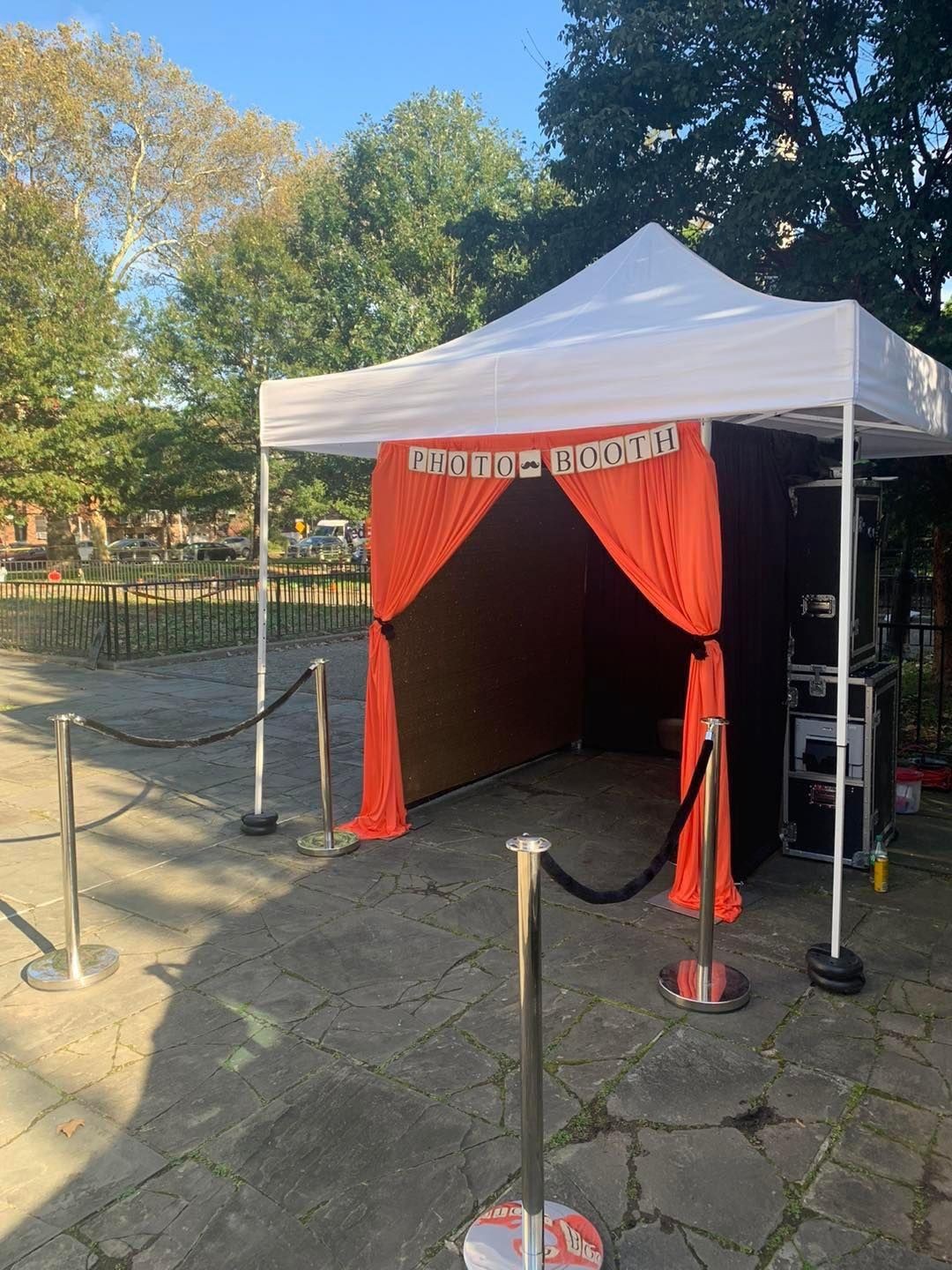 Outdoor Custom Photo Booth